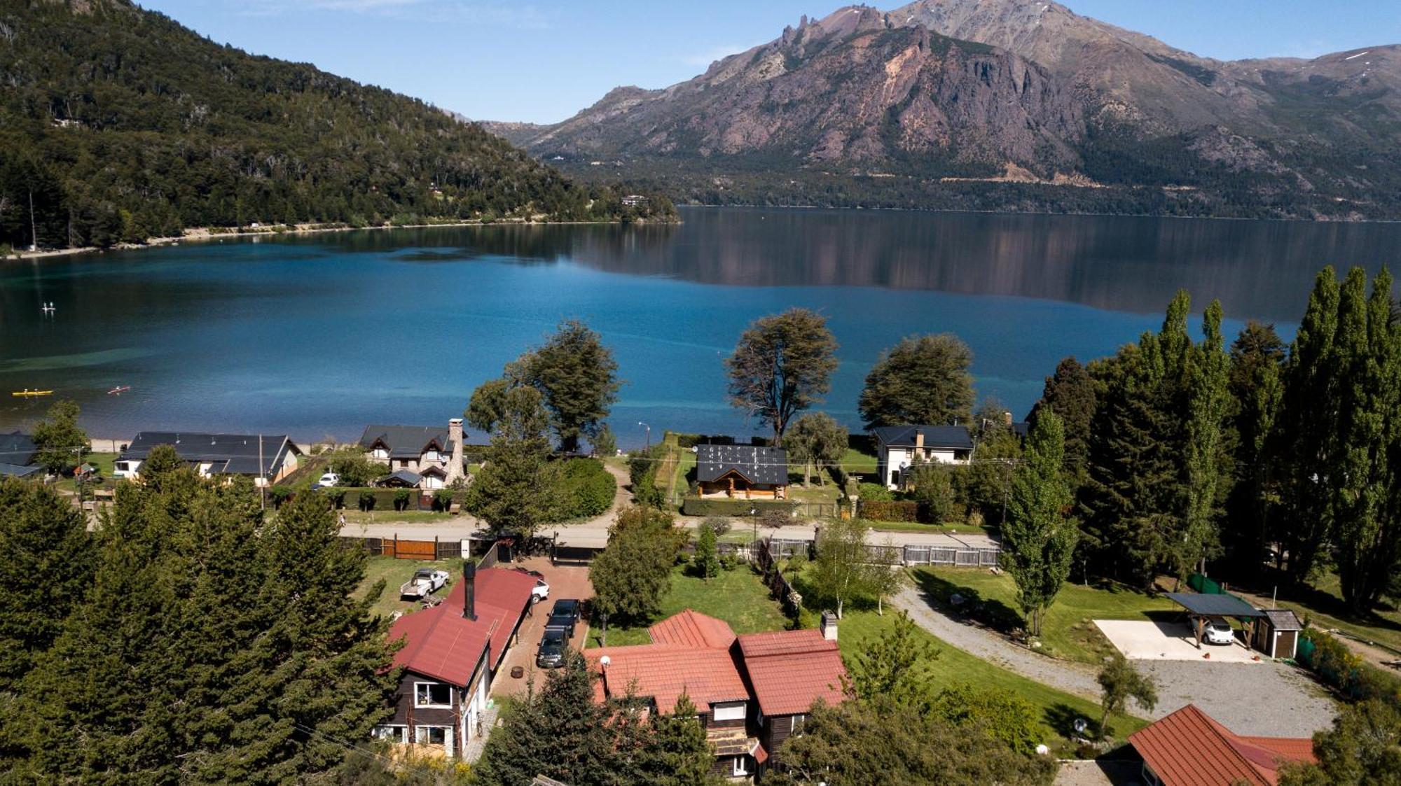 Indomito Hostel San Carlos de Bariloche Exterior photo